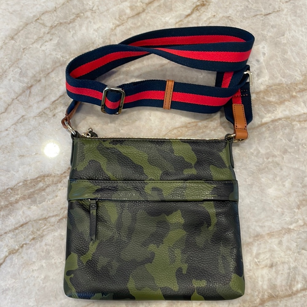 Mark & Graham camo cross body bag with red/navy adjustable strap